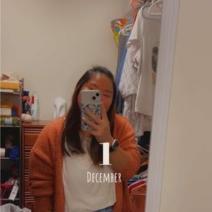 Meet your Posher, Tia